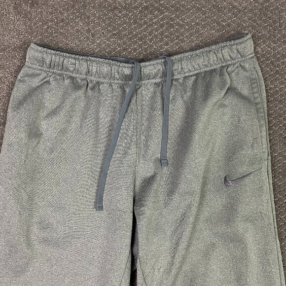 Nike Therma Fit Gray Joggers Sweatpants Men's XL Gym Pants Running 716373 063 - Picture 2 of 15
